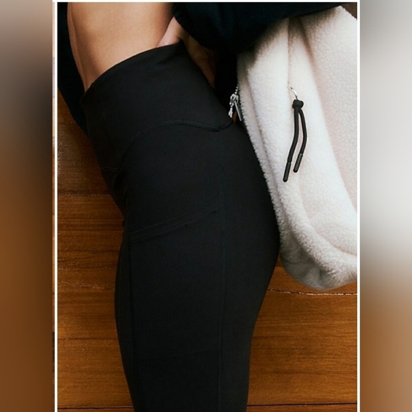 NWOT Free People Sock It To Me Leggings, Color black and white,Size S - Picture 9 of 16